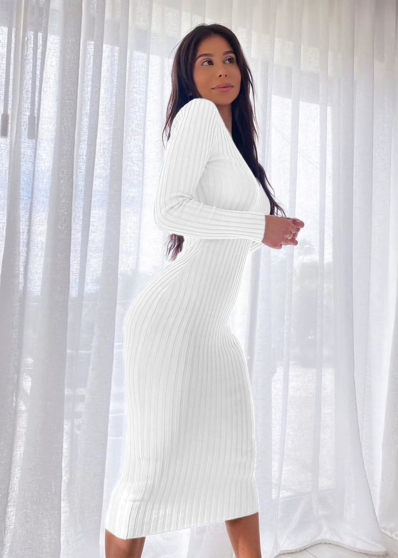 Chic Women's Autumn V-Neck Ribbed Maxi Dress - Sexy Slim Fit Bodycon for Winter